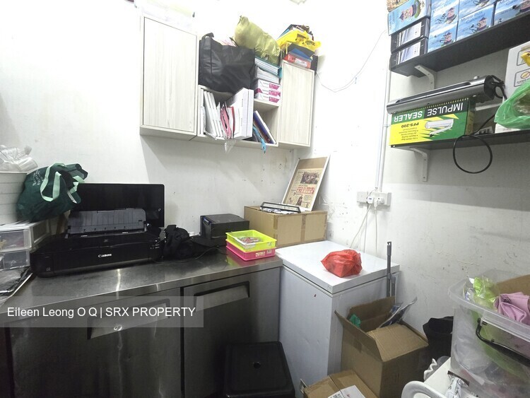 The Commerze@irving (D13), Retail #438245321